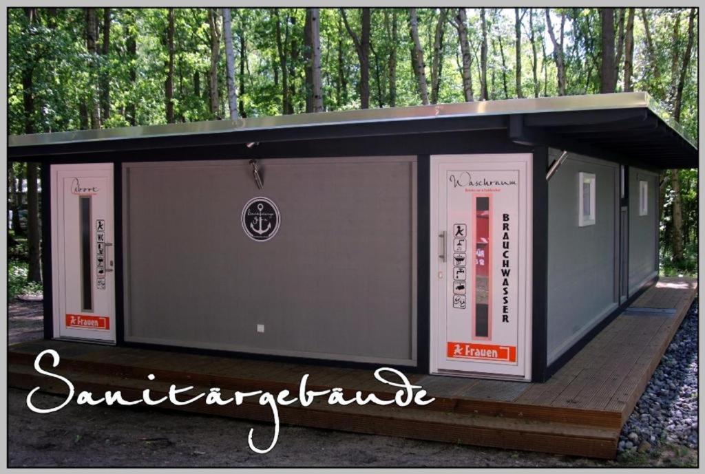 Ddr Klappfix "Familienpalast" Direkt Am Strand Dranske Exteriör bild